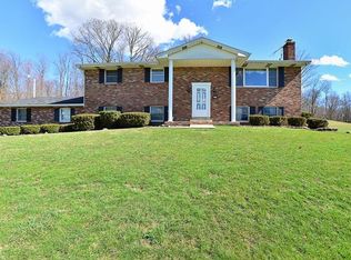 34 Loffert Rd, Mc Donald, PA 15057