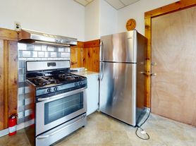 24 Mayberry Ave, Medford, MA