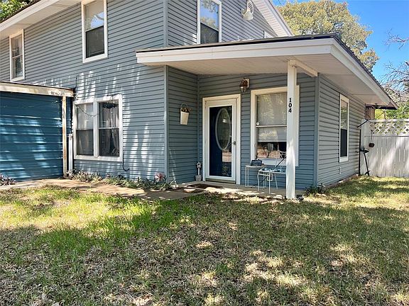 2nd image of 104 Shady Shores Dr