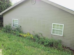 300 Bell Ln, Monticello, KY 42633