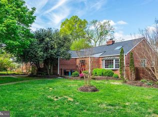 912 Elm Ave, Takoma Park, MD 20912