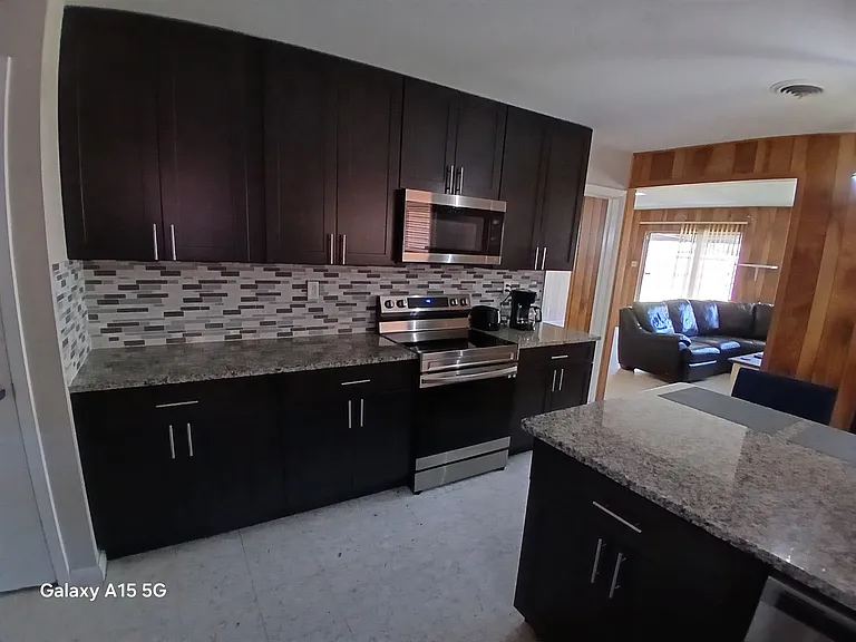 749 Burkshire Dr — Photo 2
