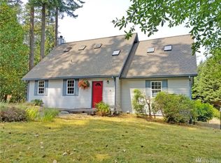 24 Timber Ln, Eastsound, WA 98245