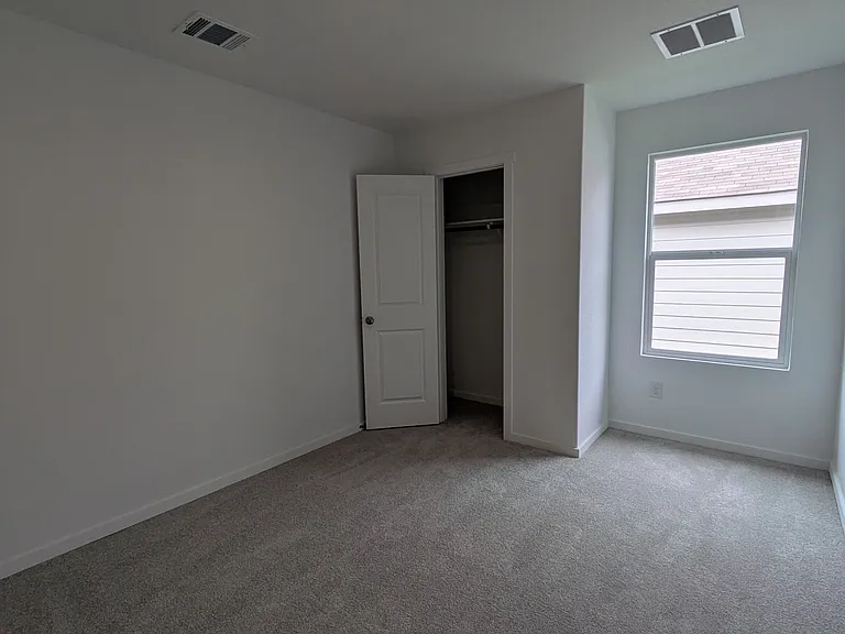 2448 Lost Creek Rd — Photo 10