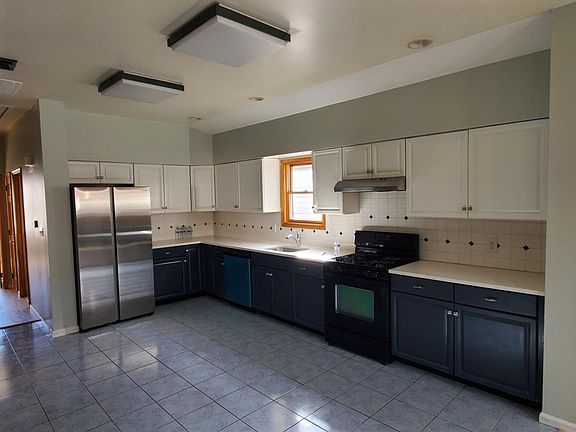 5th image of 398 Avenue C Floor 2