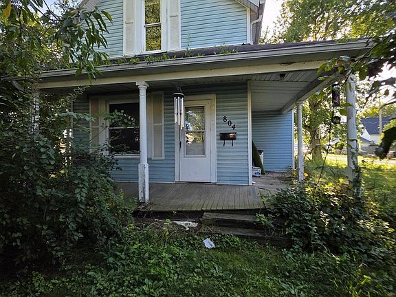 2nd image of 804 S Detroit St