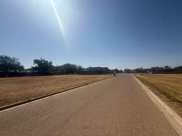 1702 Avenue L, Abernathy, TX 79311