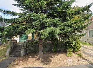 2712 58th Ave SW, Seattle, WA 98116