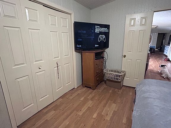 2nd image of 137 Curtis Ln