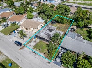 323 Anderson Rd, Lantana, FL 33462