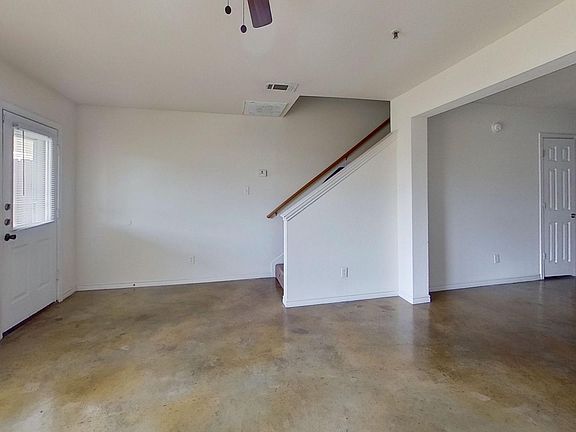 4th image of 4006 Cambridge Dr APT C