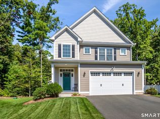 51 Hendricks Lane, Simsbury, CT 06070