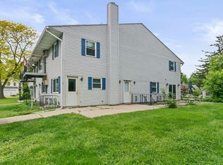 713 Maple St #17021106, Grand Ledge, MI 48837