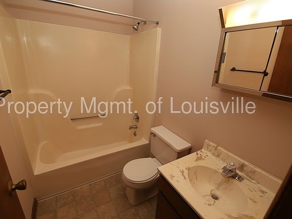 3rd image of 300 Faro Ct APT 3
