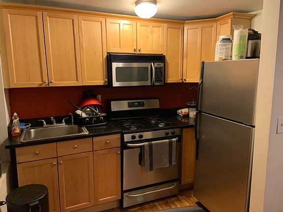 5th image of 593 Lafayette Ave #3