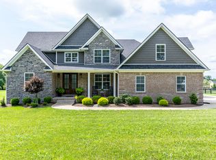 125 Aachen Way, Versailles, KY 40383