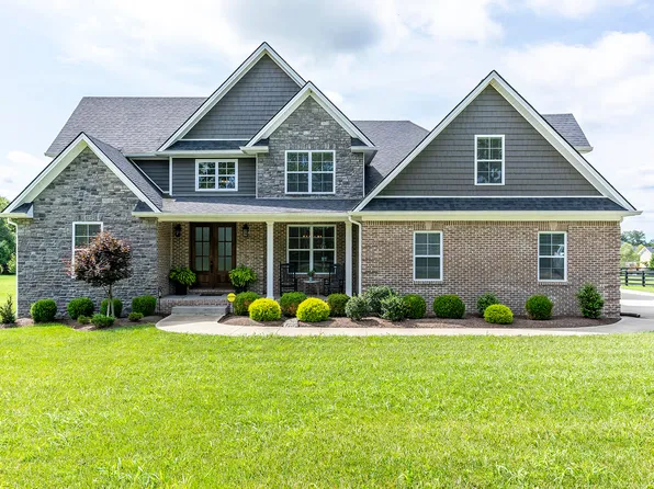 125 Aachen Way, Versailles, KY 40383