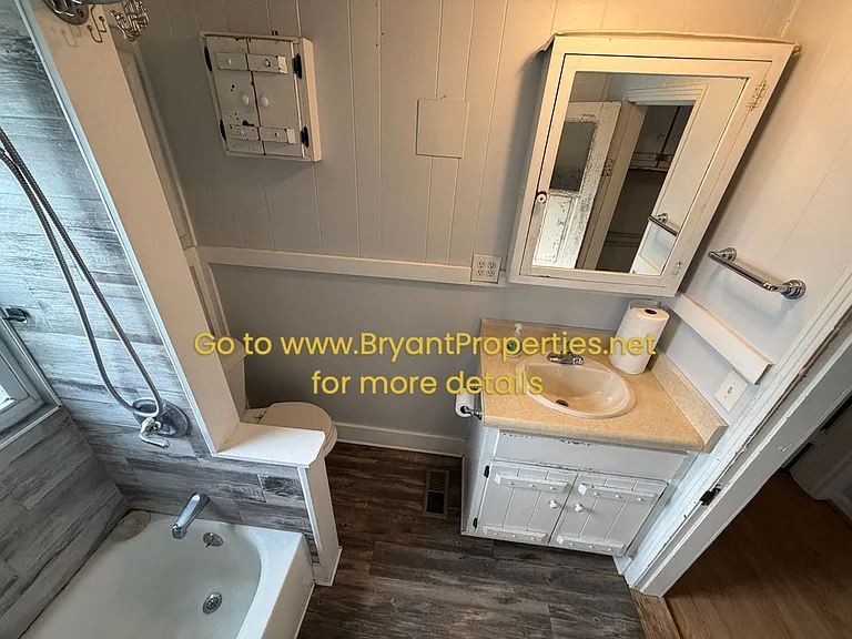 1584 Latimer Ln #37075 — Photo 8
