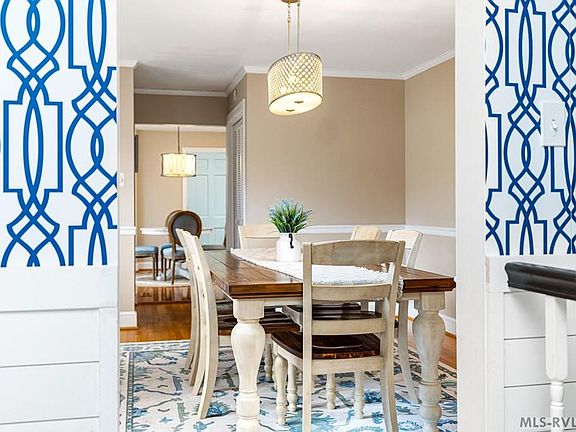 5th image of 879 Golf Course Rd