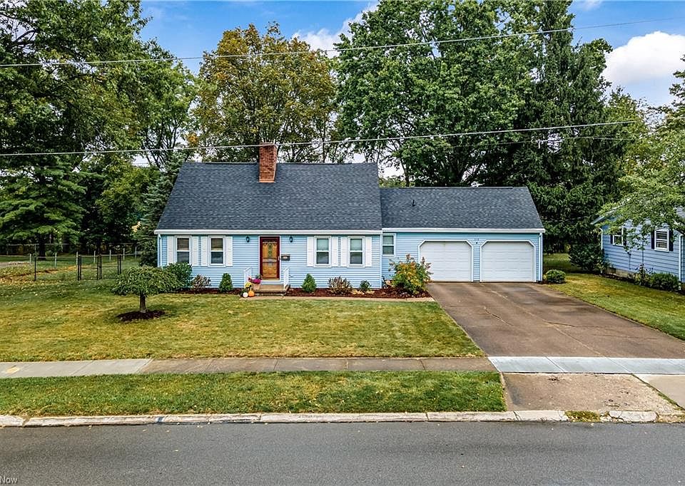 1st image of 719 Skylark Ave