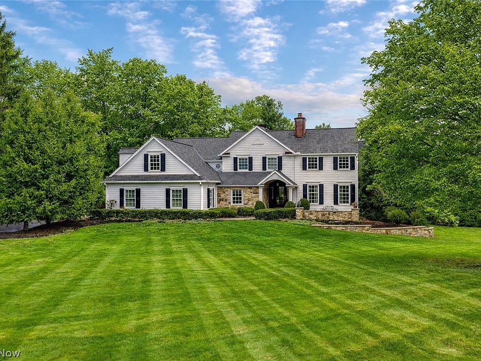 1st image of 33285 Woodleigh Rd