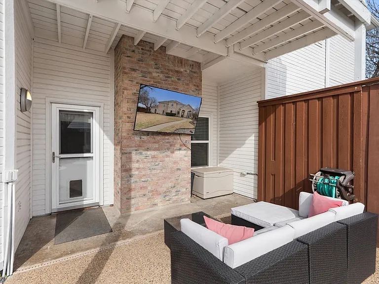 1103 Pawnee Ct — Photo 22