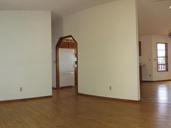 5th image of 4833 Sombrero Cir