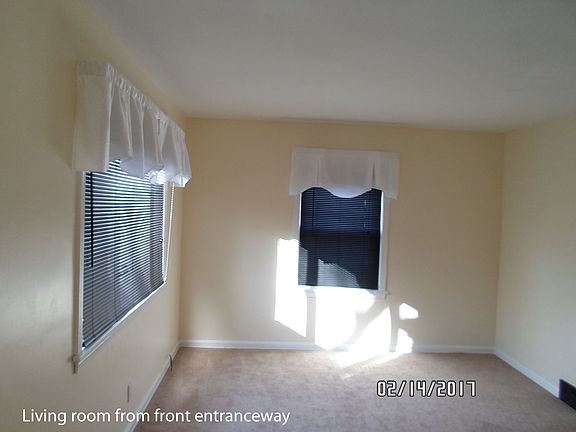 4th image of 3001 Hudson Dr