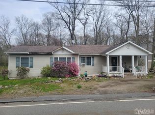 749 Brooklyn Mountain Rd, Hopatcong, NJ 07843