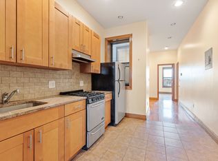 97 15th St APT 2R, Brooklyn, NY 11215