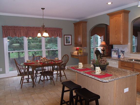 Breakfast Room