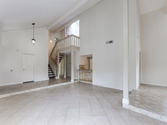 4th image of 12703 Braewood Glen Ln