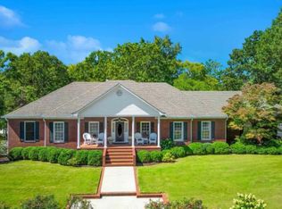 102 Willow Chase Dr, Scottsboro, AL 35769