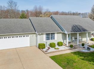 1121 Sunset Strip, Versailles, IN 47042