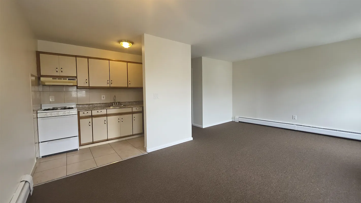 77 Colgate Street 3