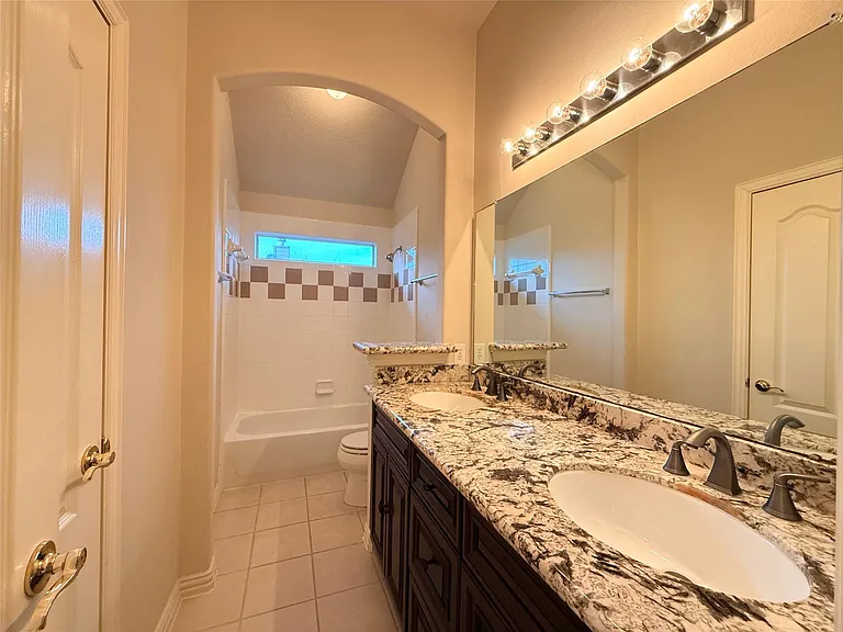 2144 Brittany Colony Dr — Photo 33