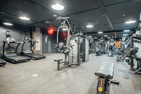 Rented by Nooklyn NYC LLC | media 140