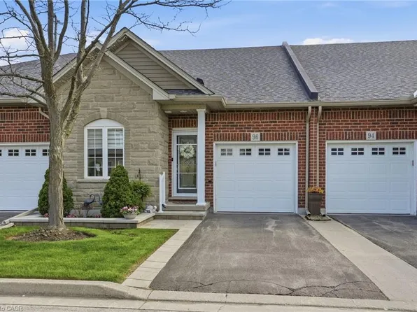 96 Abbotsford Trl, Hamilton, ON L9B 0A4