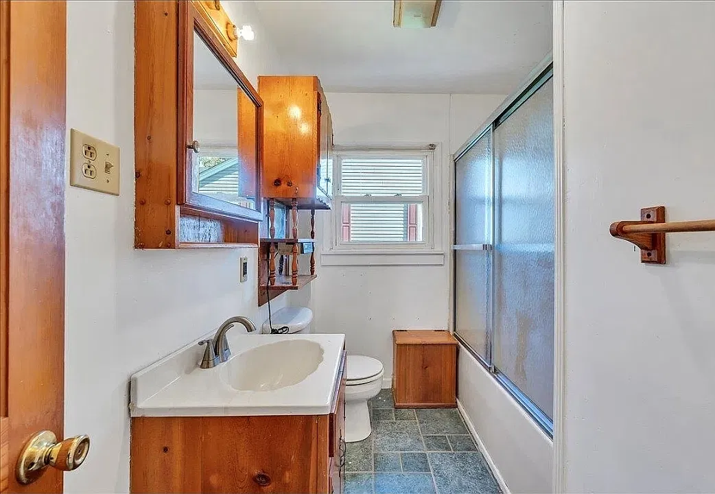 3 bed, 1117 sqft, $1,400 — Photo 4