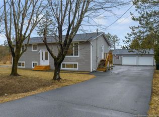 37 Millican Dr, Quispamsis, NB E2E 4V4