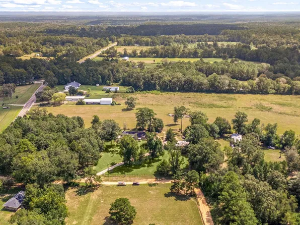 301 Beverly Ln, Shepherd, TX 77371