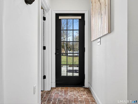 3rd image of 77 Masons Island Road