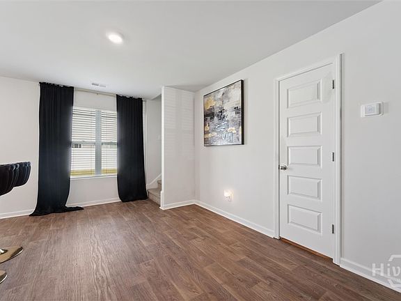 4th image of 410 Coconut Drive