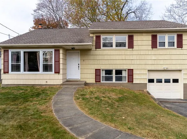 3 Ludlow Drive, Poughkeepsie, NY 12603