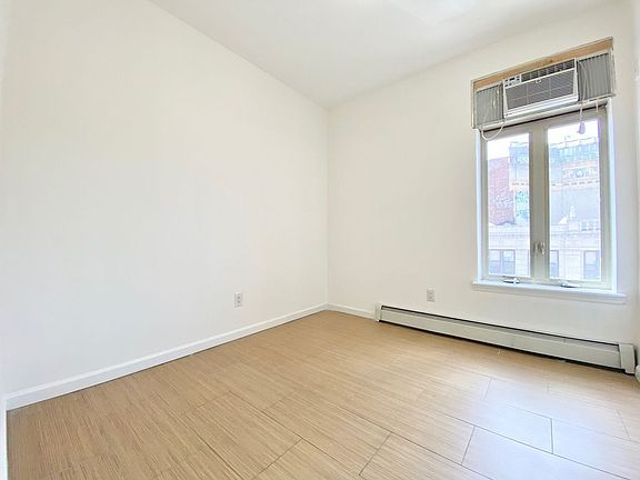 3rd image of 542 Eastern Pkwy #C3