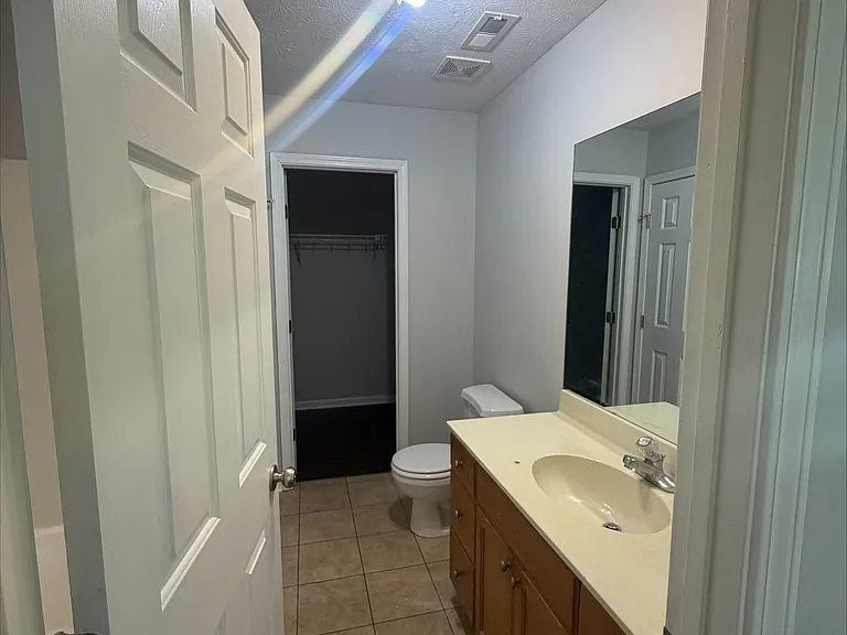1735 Cobblestone Ln SE — Photo 6
