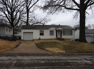 1260 Bliss Dr, Saint Louis, MO 63137