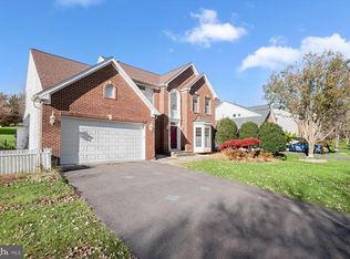 19312 Plummer Dr, Germantown, MD 20876