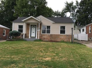 10536 Saint Matthew Ln, Saint Ann, MO