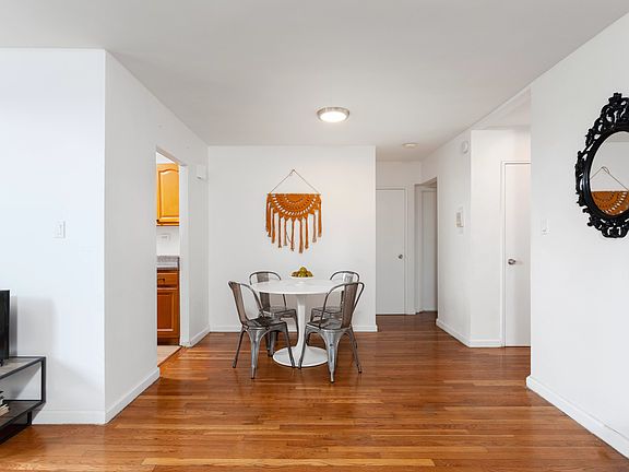 3rd image of 488 Ocean Pkwy APT 6F